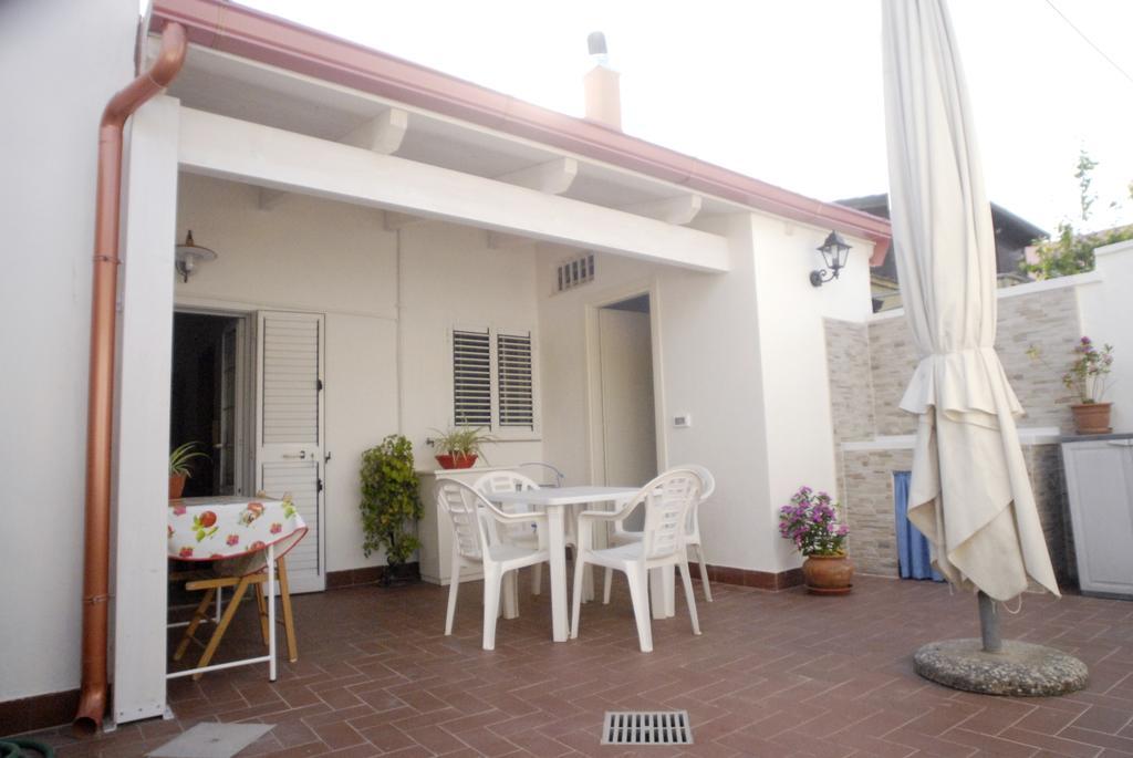 Casa Dei Furnari Apartment Collepasso Екстериор снимка